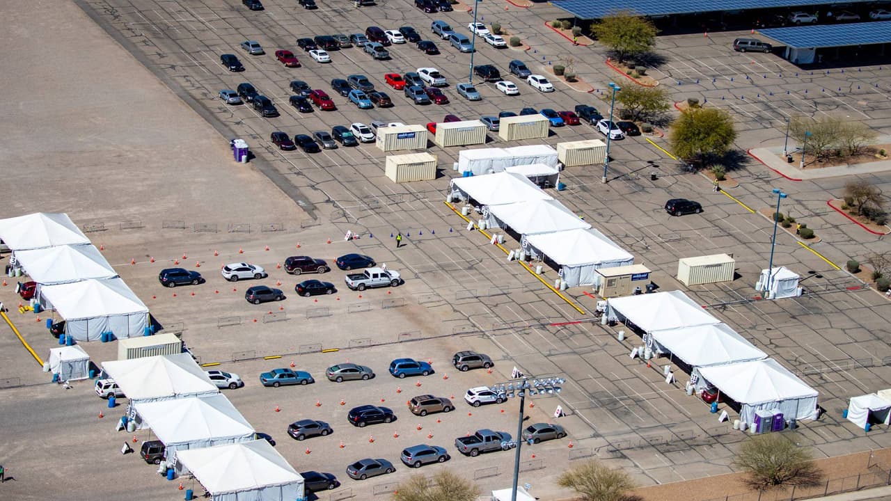 Horarios y requisitos: lo que debes saber si vas a vacunarte contra el covid-19 en el estadio Kino 