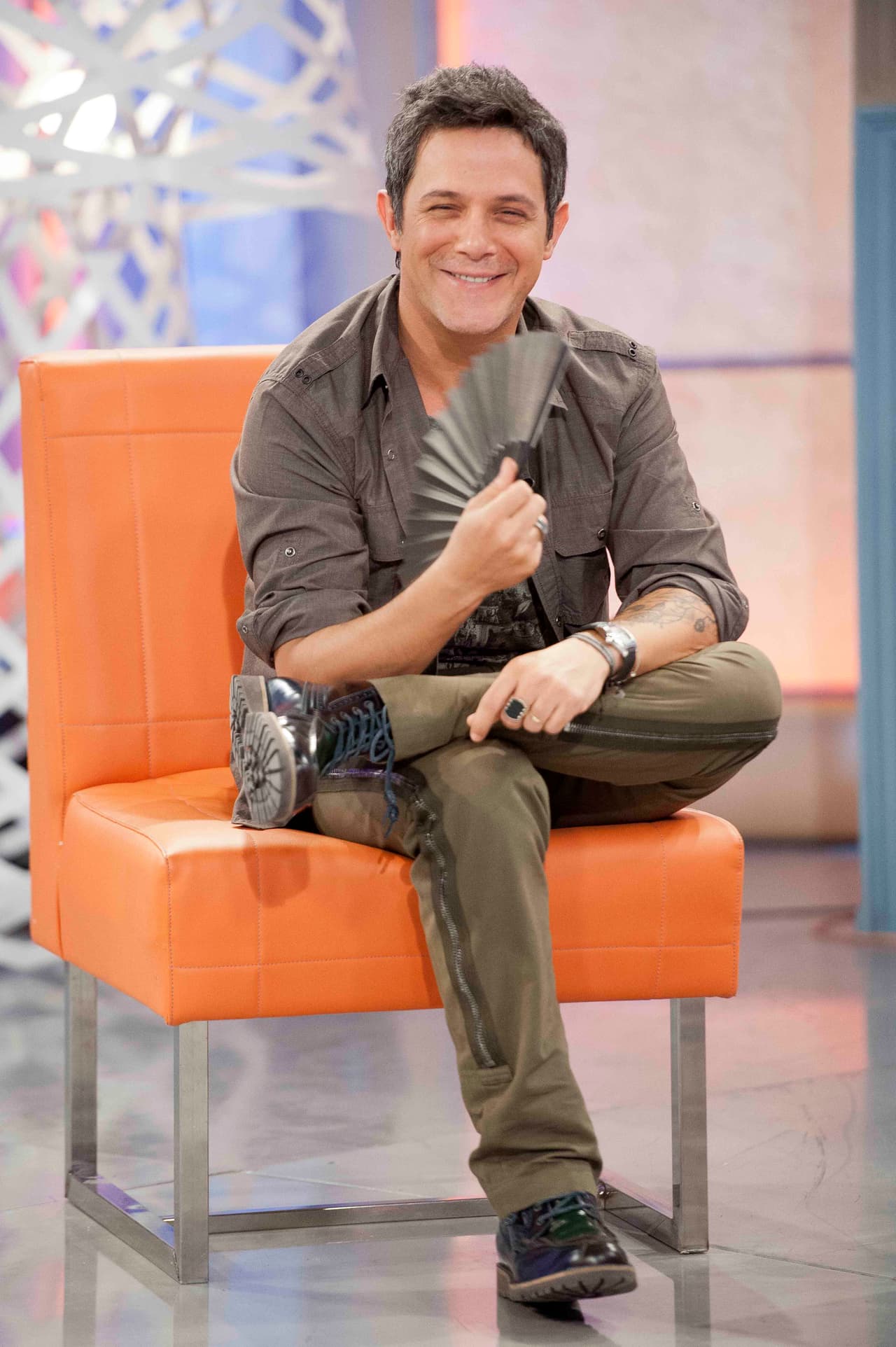 El tema es un dúo junto a la cubana Camila Cabello.