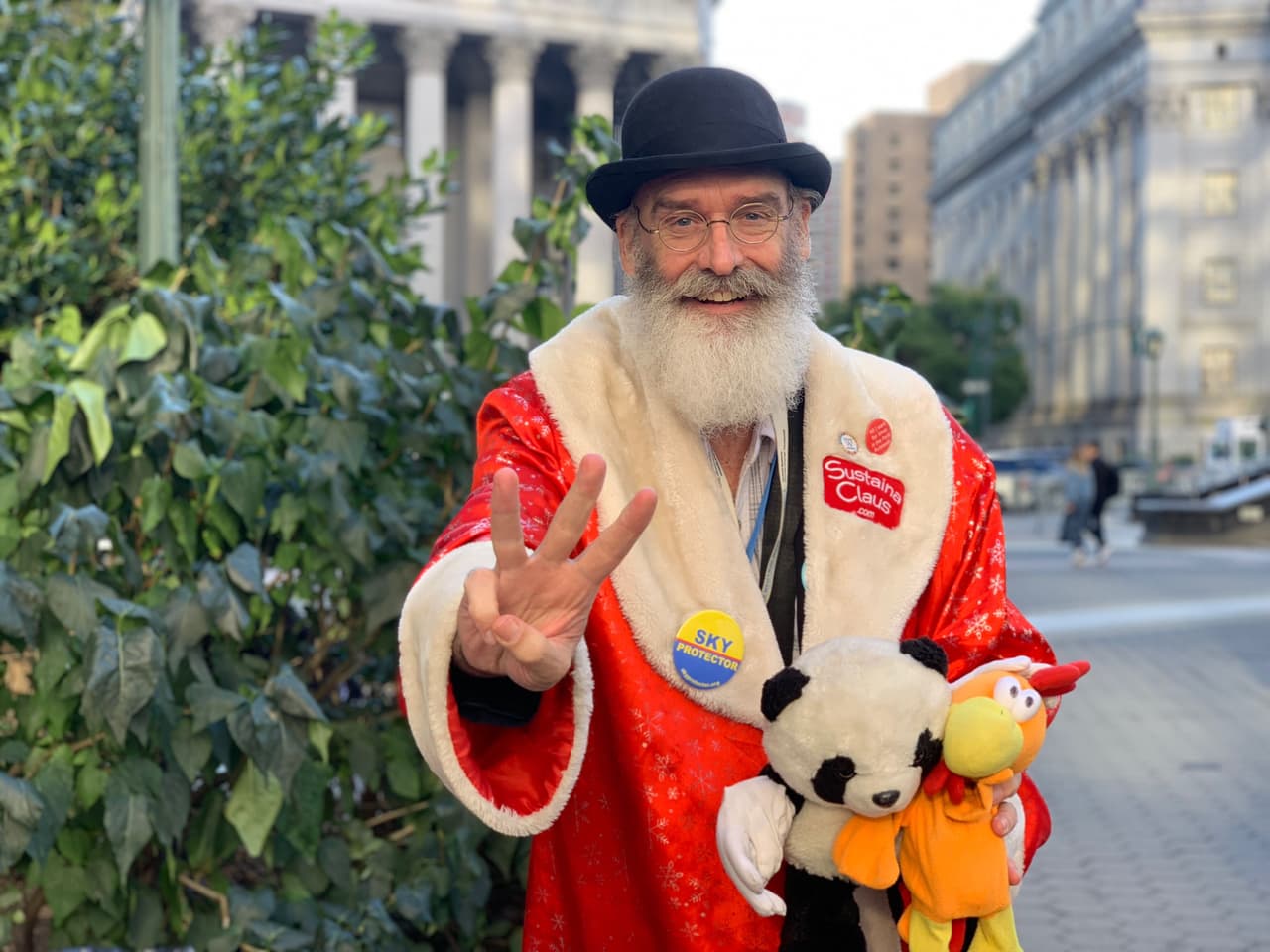 Se espera que los jóvenes y otros activistas se reúnan en Foley Square al mediodía y luego marchen a Battery Park para un mitin.