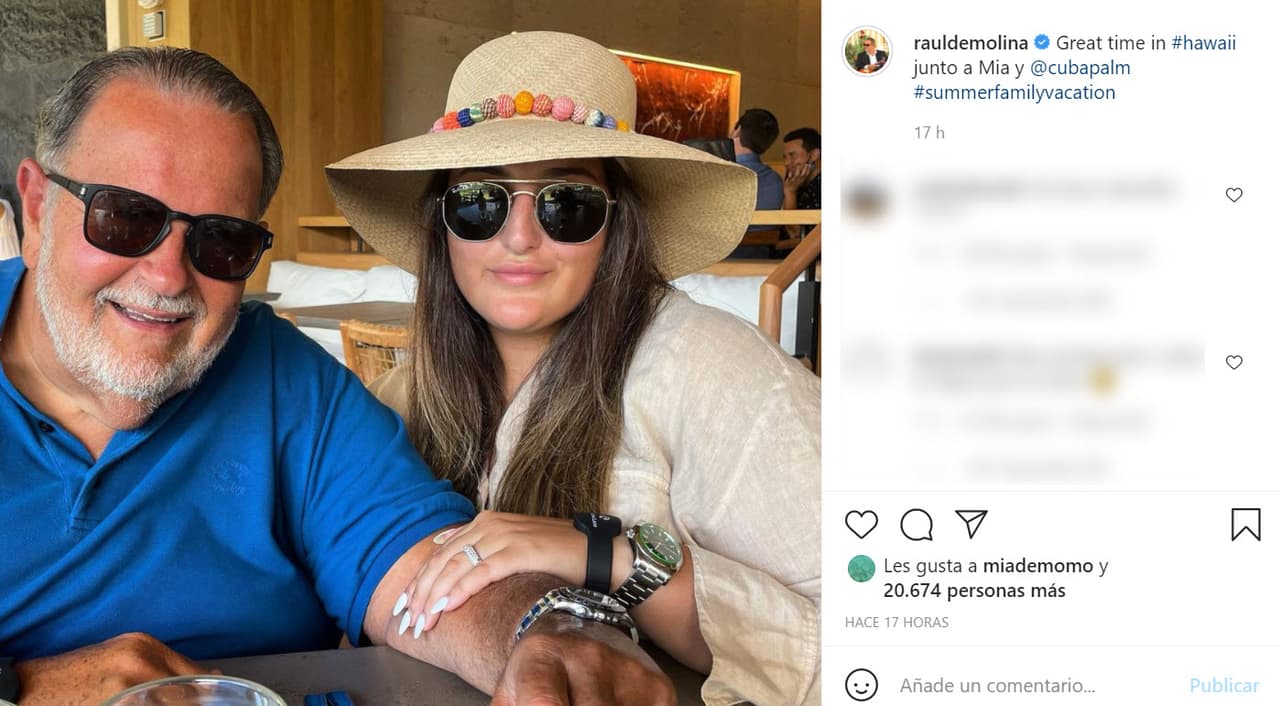 Pero esta foto que nuestro presentador compartió en su cuenta de Instagram 
<b><a href="https://www.instagram.com/p/CSu7AOhp9ba/" target="_blank">con su hija desde Hawái</a></b> sirvió para aclarar todas esas versiones que circulan en las redes. 
<br>