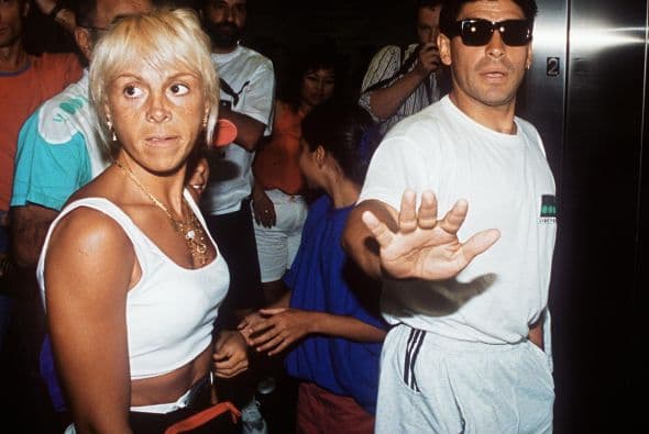 Luego de esa sanción, la policía allanó la casa del jugador en Buenos Aires, Argentina encontrando drogas en su interior. Fue detenido y pagó una multa por 20 mil pesos.