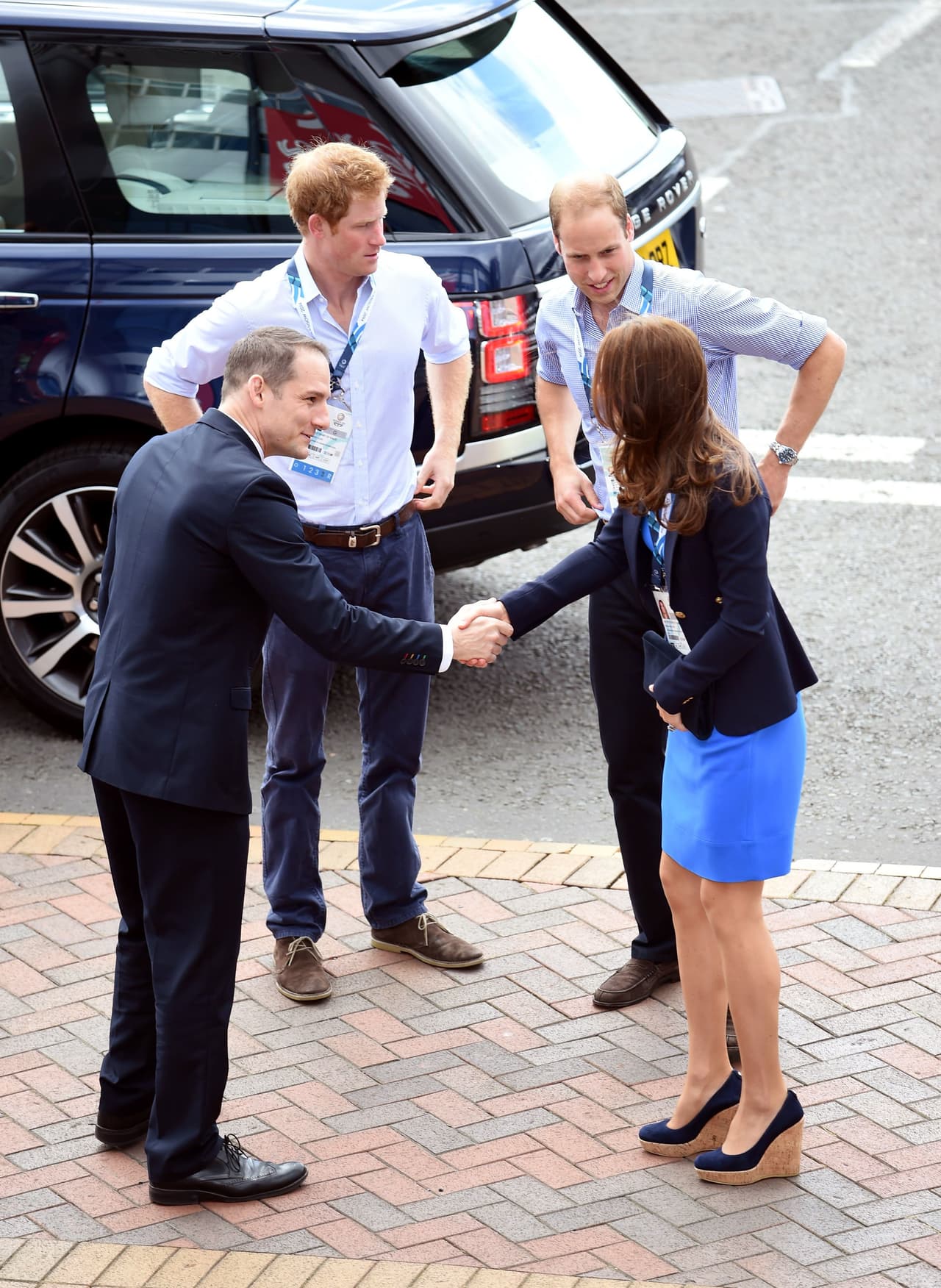 Incluso, en una ocasión asistieron en ella a una visita real en Perthshire, Escocia en 2014.
<br>