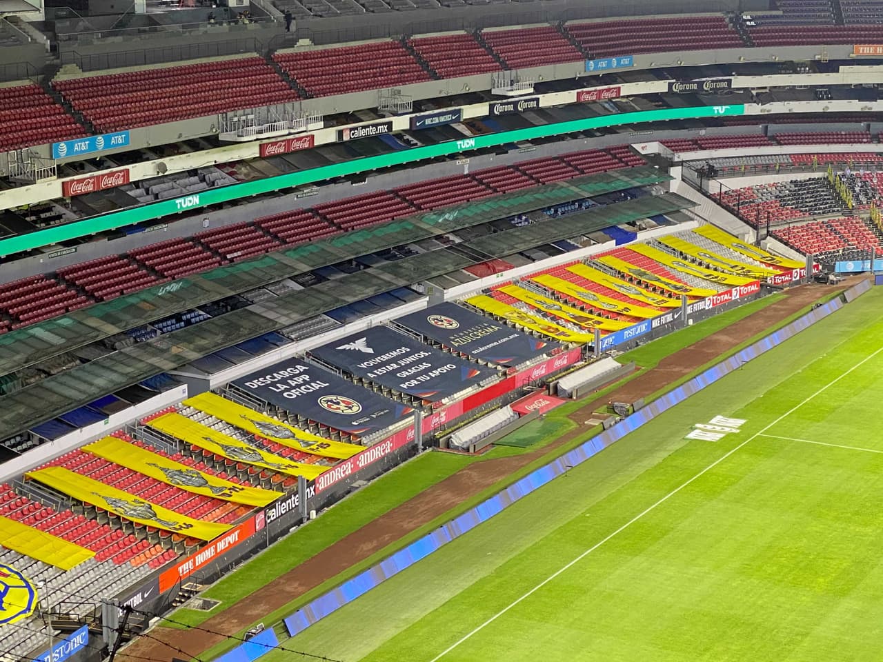 Homenajean a Maradona en Estadio Azteca previo a Clásico entre América y Chivas
