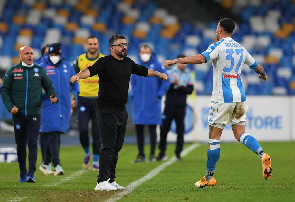 Napoli derrota al Sampdoria 2-1 con una excelente actuación del mexicano 'Chucky' Lozano. Jankto abrió el marcador a favor de la Samp al minuto 22, pero fue hasta la segunda mitad donde los de Gatusso anotaron dos goles para imponerse y llevarse la victoria en la Serie A.