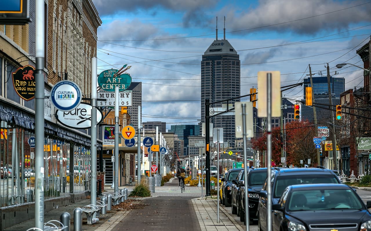 <h3 class="cms-H3-H3">3. Indianapolis, Indiana | +14.9%</h3>
<br>
<br>La tercera ciudad con la subida más pronunciada en la renta media. Allí, los dueños de viviendas pedían $1,504 en enero pasado.