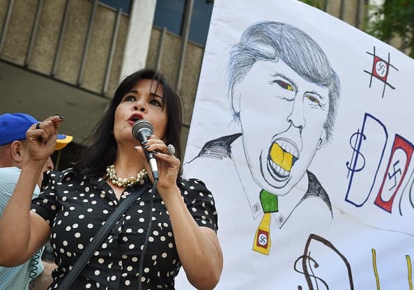 Trump generó tremenda polémica al presentar su estrategia migratoria, la cual según aseguró, implementaría si llegara a la Casa Blanca.