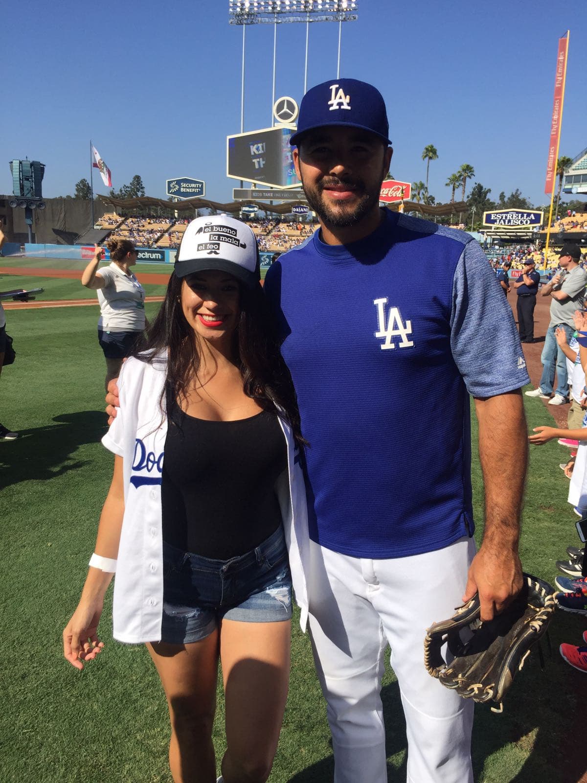 <b>La Jirafita</b> jamás imaginó que
<b>André Ethier </b>era tan alto en persona.