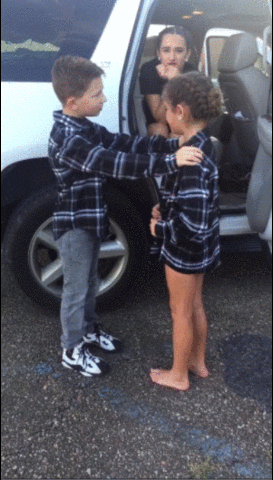 Ellos solo se llaman novios para mostrarle al mundo que el vínculo que los une es más fuerte que una simple amistad 💑