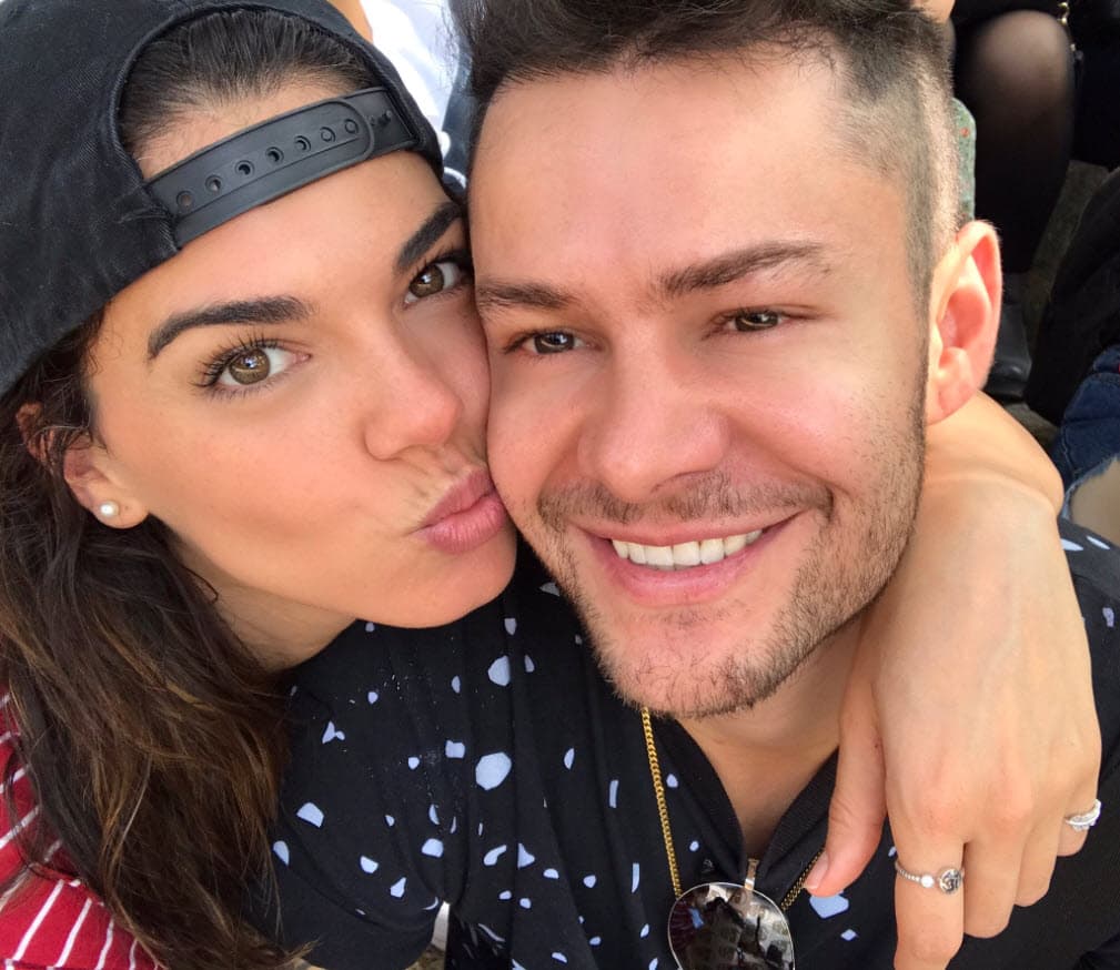 Aunque en esta ocasión la actriz no viajó con su novio, hace unos meses se escaparon juntos a un tour por el continente asiático.