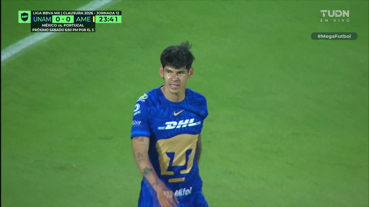 ¡Keylor Navas le hace un atajadón a Brian Rodríguez en el Clásico Capitalino!