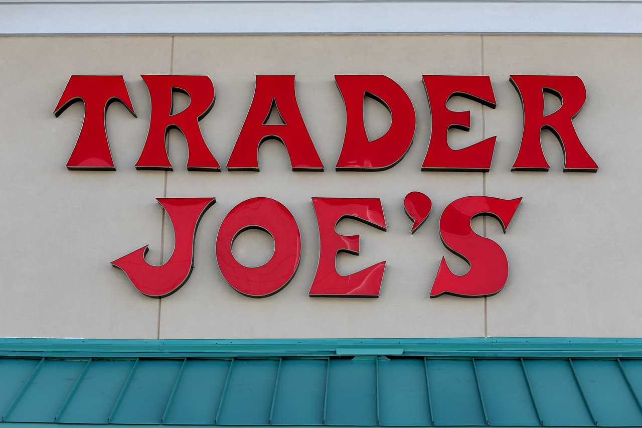 De acuerdo a un
<a href="https://www.traderjoes.com/announcement/trader-joes-stores-will-be-closed-on-easter-sunday-april-12th" target="_blank">comunicado de prensa</a>, la empresa indicó que "le damos a nuestros trabajadores un necesario día de descanso".