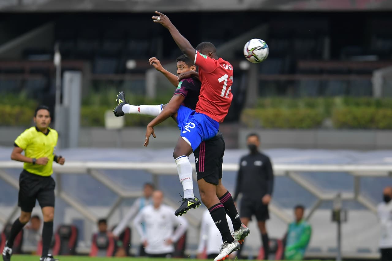 Pese a contar con el regreso a la titularidad de jugadores importantes como Lozano, 'Tecatito' y Edson, México igualó sin goles ante Costa Rica en el Azteca.