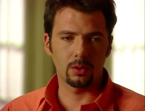 'Súbete a mi moto', 'Mirada de mujer: el regreso', 'La hija del jardinero', 'Top models', 'Secretos del alma', 'A corazón abierto' y 'Las trampas del deseo', son otros melodramas en donde demostró su talento.