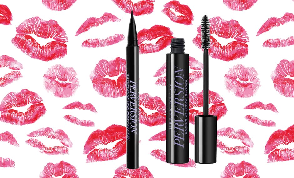 2. PERVERSION, Urban Decay, Sephora, $22 dólares cada uno| Deja que la perversión invada tu mirada con ayuda de estos dos productos. Por su diseño en pluma logras trazos precisos de la manera más sencilla con este 
<a href="http://www.sephora.com/perversion-waterproof-fine-point-eye-pen-P409956?keyword=URBAN%20DECAY%20Perversion%20Waterproof%20Fine-Point%20Eye%20Pen%20P409956&skuId=1847383&_requestid=235533">delineador</a>. La 
<a href="http://www.sephora.com/perversion-mascara-P387956">máscara de pestañas</a> deja un color negro intenso, profundo, que promete resistir libre de grumos durante todo el día. Ideal para una mirada irresistible.
<br>