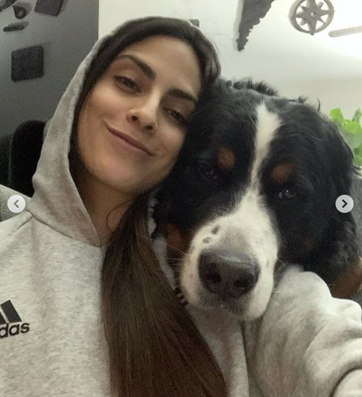 De hecho, en su mensaje, el actor reveló que tienen 6 meses de noviazgo. 
<br>