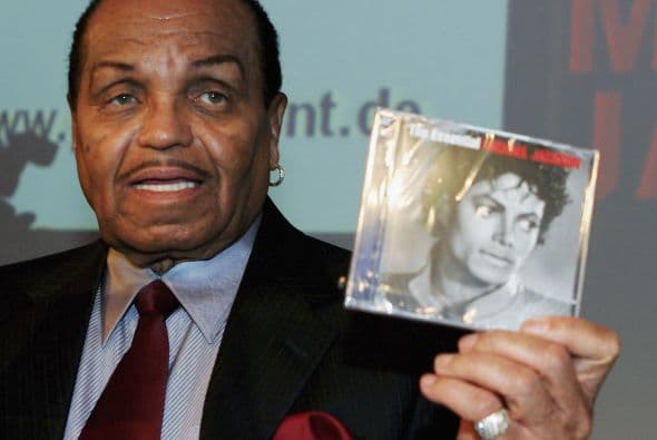 Se dice que Joe sometía a los pequeños de Jackson Five a extenuantes rutinas de ensayos y castigos.