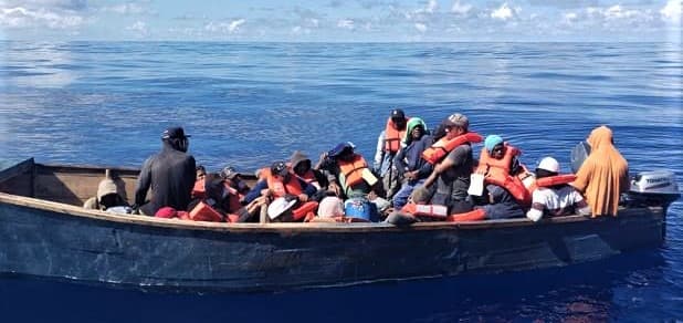 Interceptan a 32 indocumentados que intentaban llegar ilegalmente a Puerto Rico