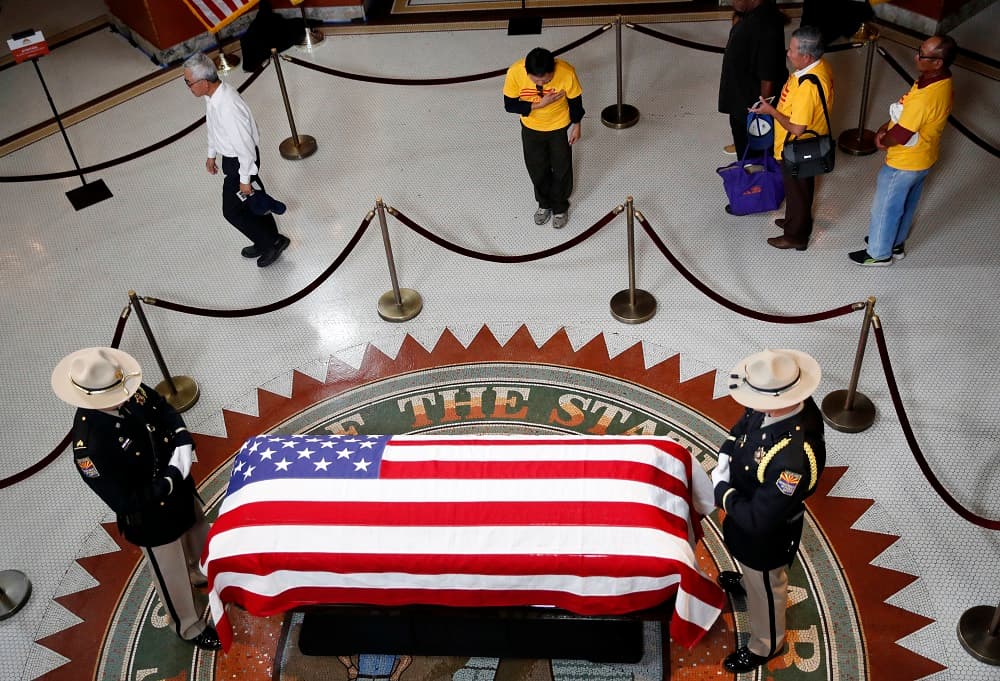 Los funerales de John McCain: cuándo, dónde y cómo seguirlos en directo