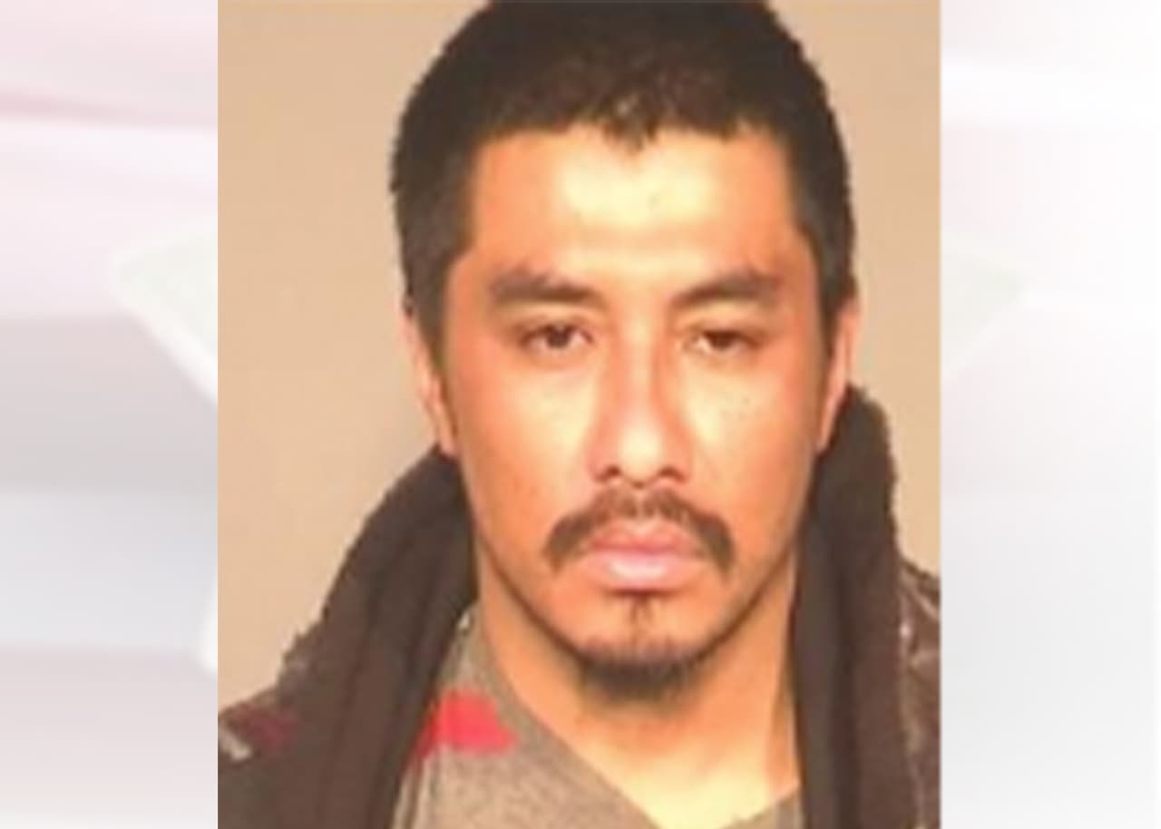 Nombre: José Rico
<br>Fecha de Nacimiento: 11/26/1986
<br>Orden de arresto: #20001562