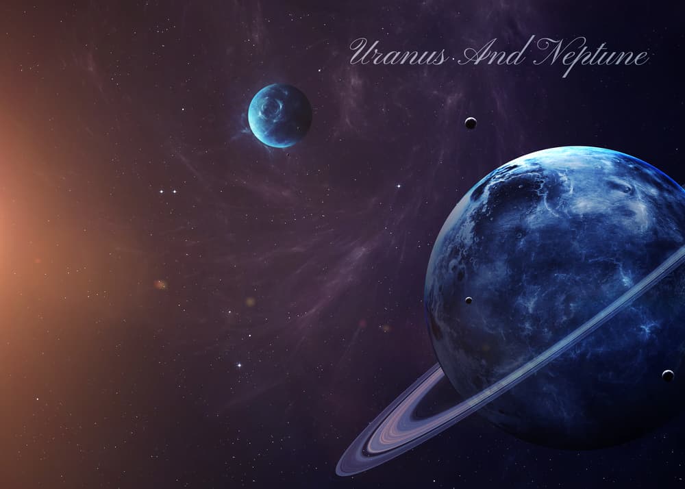 Los científicos reprodujeron en el laboratorio las condiciones atmosféricas de los llamados “gigantes de hielo” los planetas Urano y Neptuno cuya atmósfera consiste de hidrógeno y metano principalmente. Para sorpresa de los hombres de ciencia cuando pasaron un rayo láser por ese simulador notaron un hermoso espectáculo: ¡explosiones de pequeños diamantes!