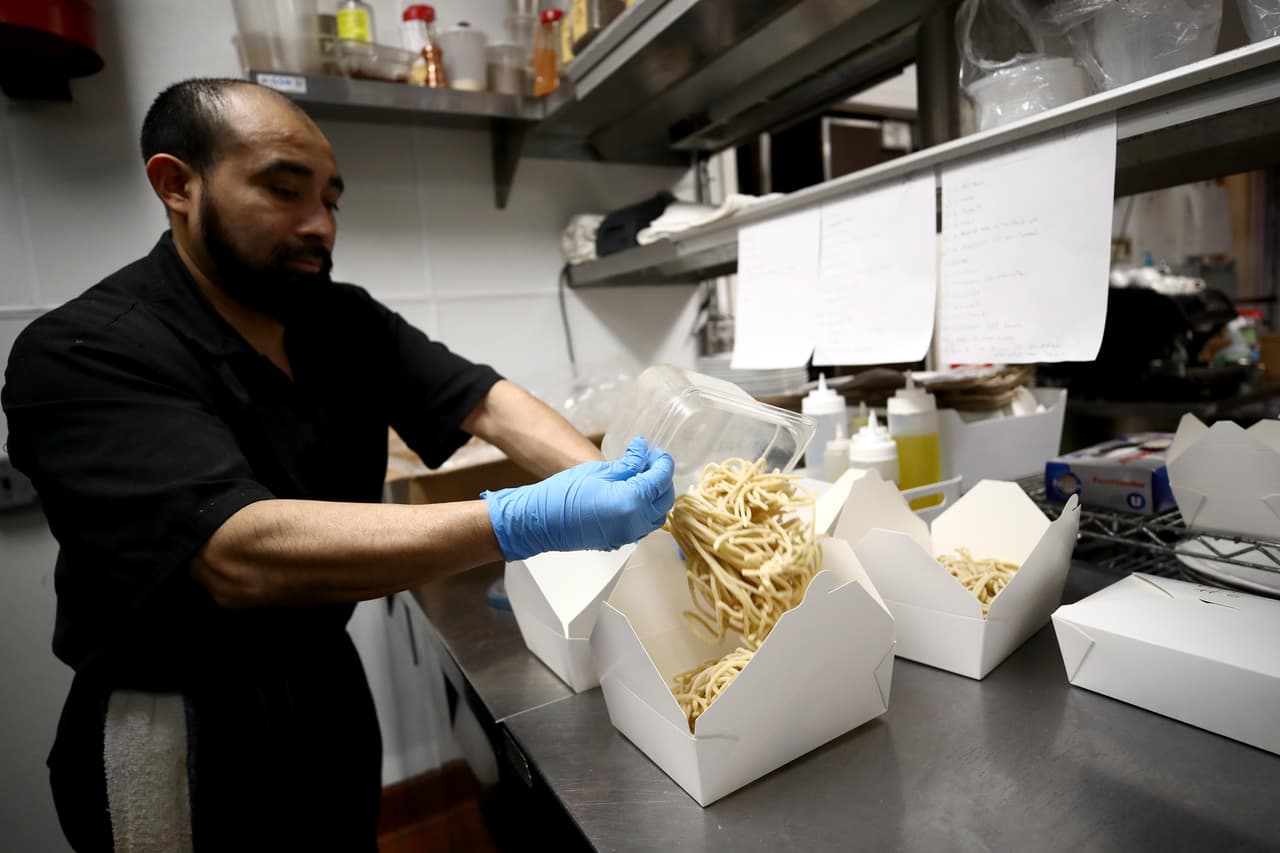 ¿Tienes un pequeño negocio? Este préstamo puede ayudar a mantenerlo a flote durante la crisis