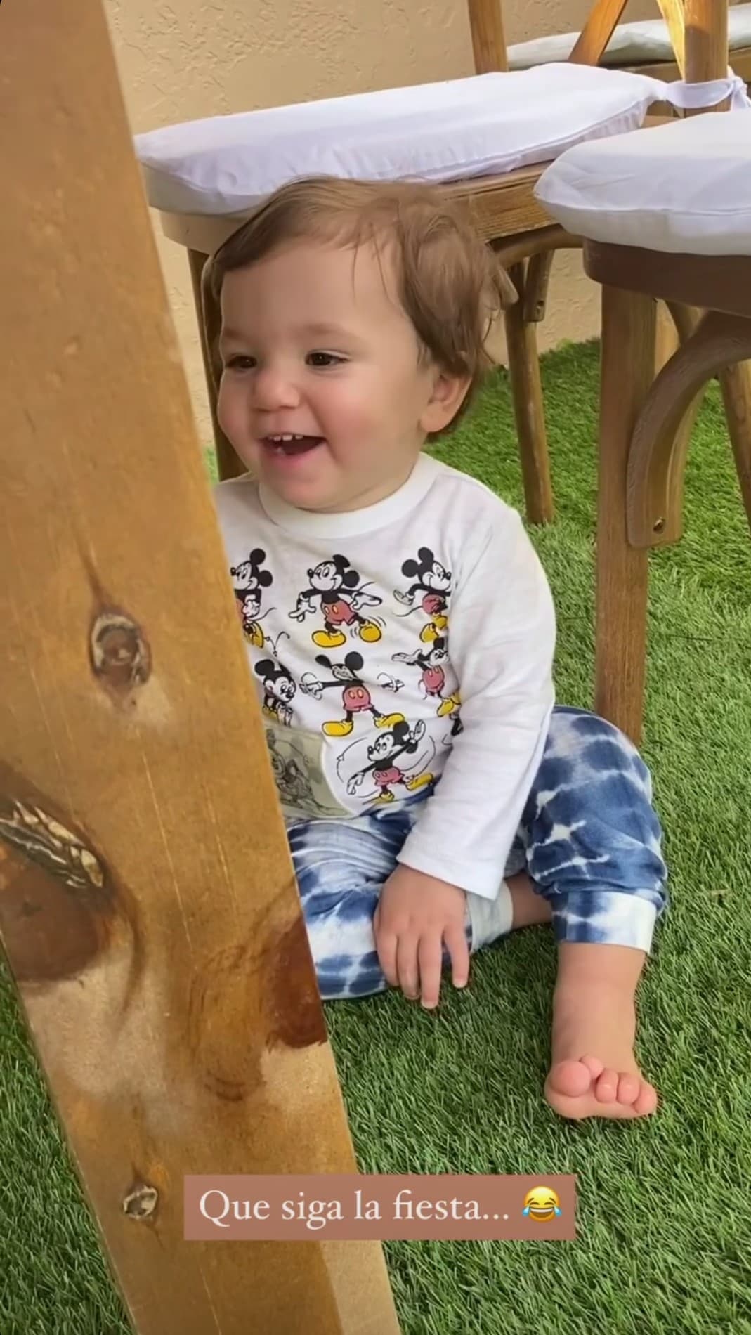 El pasado lunes, Diego aún tenía ganas de fiesta y que mejor para continuarla que celebrando el cumpleaños de su mamá.