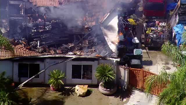 Arde la casa de un hombre que prefería morir a ser desalojado