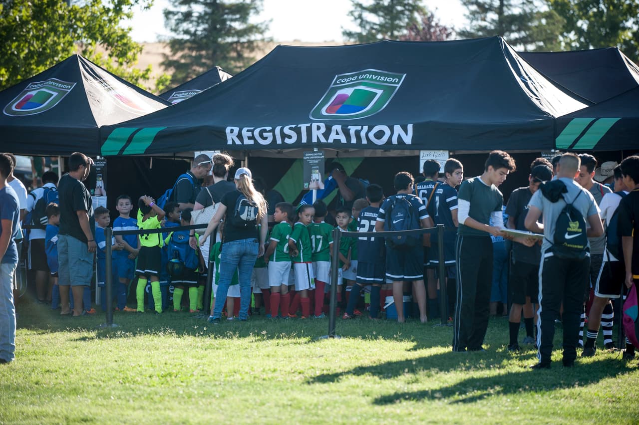 Diversión familiar en Copa Univision Fresno.