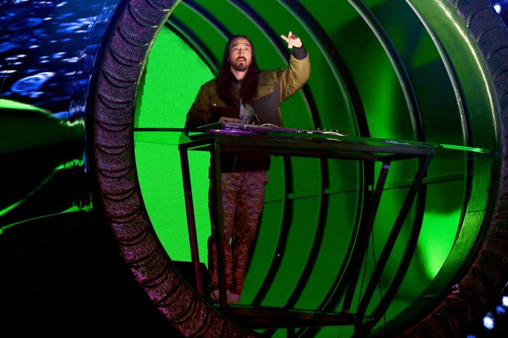 Ahora parece que el sonido está mucho mejor Steve, gracias.