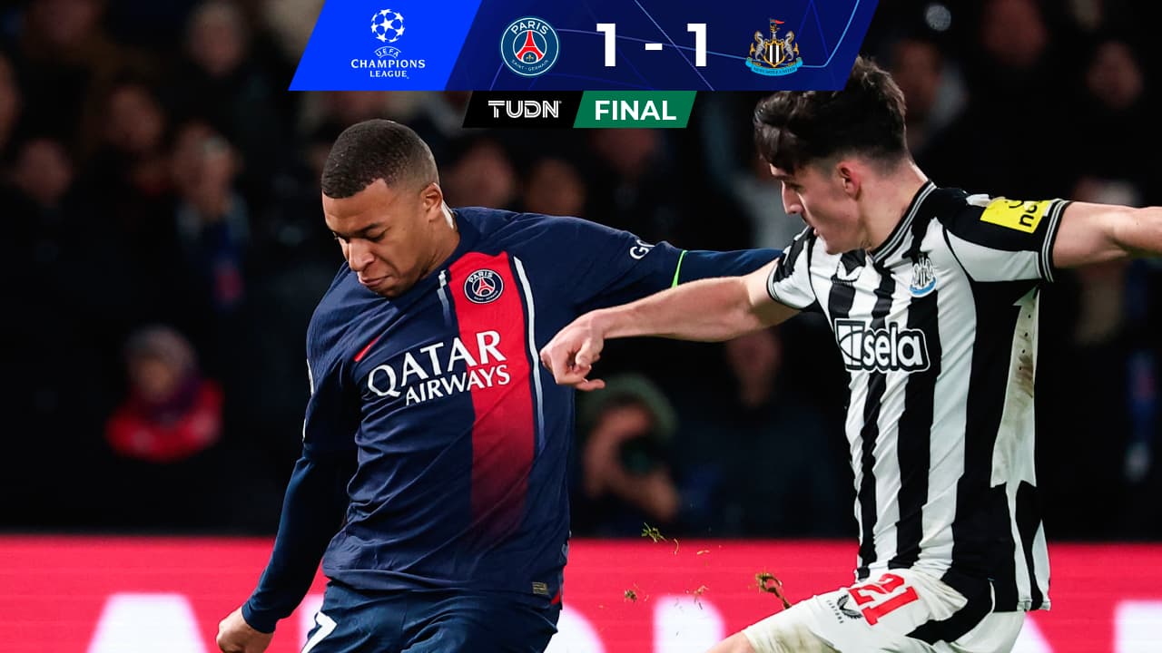 Con gran polémica, Mbappé rescata el empate del PSG ante Newcastle