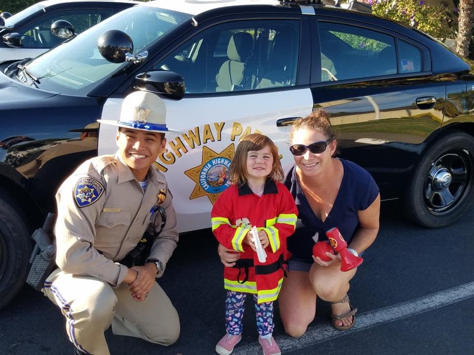 Más allá de los uniformados, también se trataba de hacer que las personas conocieran a sus vecinos en una era en la que es más probable que uno esté en contacto con amigos en la otra punta del país, que con los que viven a su lado.