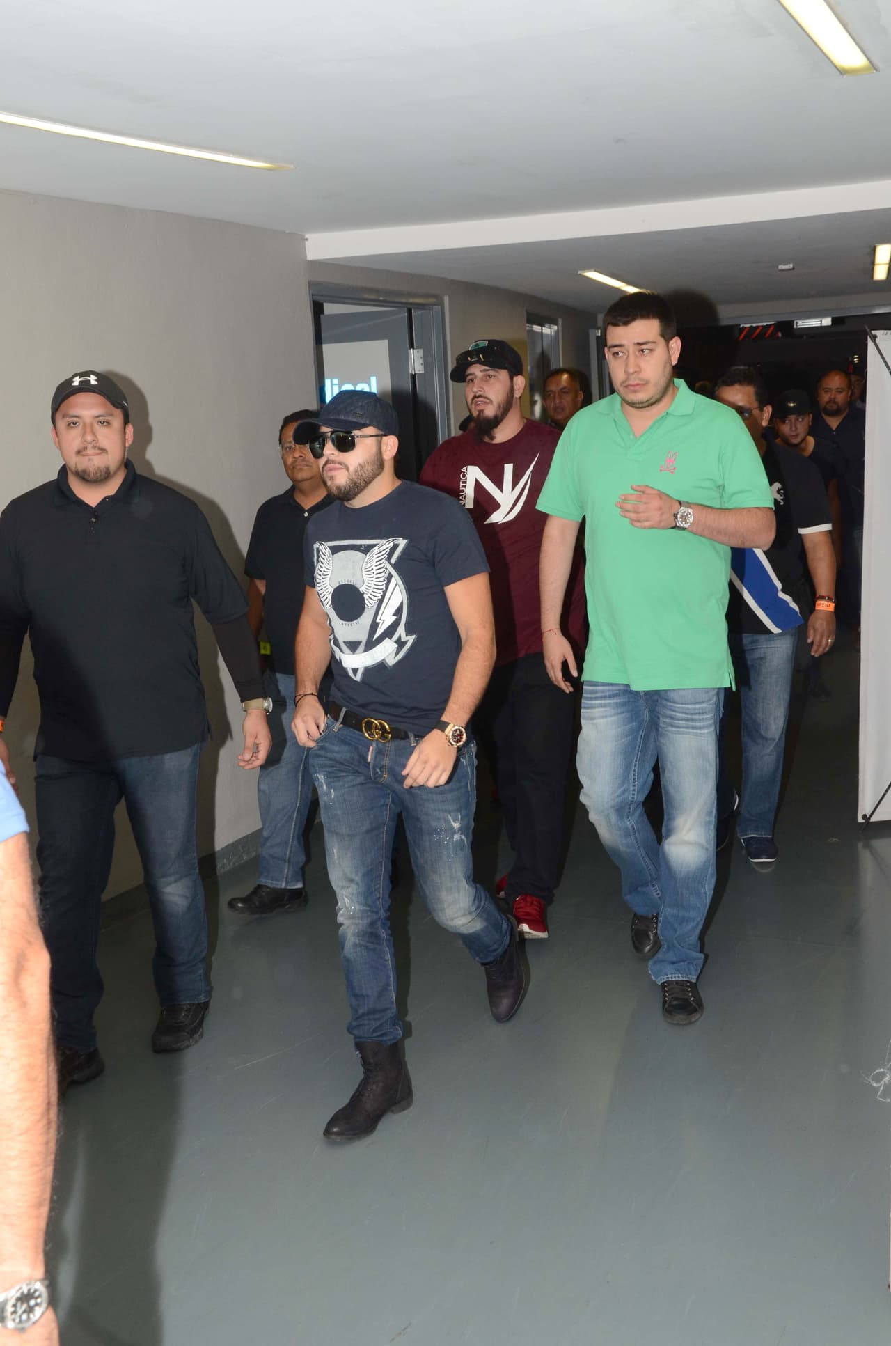 El fiscal Eduardo Almaguer informó que en esta diligencia se buscaba indagar cómo se realizó el prestamo o la renta del inmueble donde se realizó el videoclip de 'Fuiste Mía', pues esta casa está ligada al crimen organizado.