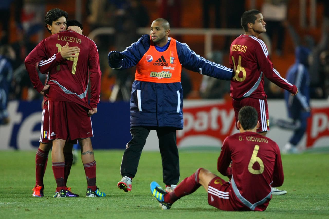 Venezuela es también el único país de Conmebol que no ha participado nunca en un mundial de fútbol mayor. Sus mayores logros internacionales han sido en categorías menores con medallas de oro, plata (2) y bronce en Juegos Centro Americanos y del Caribe, participación en las Olimpiadas de Moscú y un subcampeonato sudamericano Sub-17 en el 2013, que les valió la clasificación al Mundial de Dubai donde fueron eliminados en la primera fase.