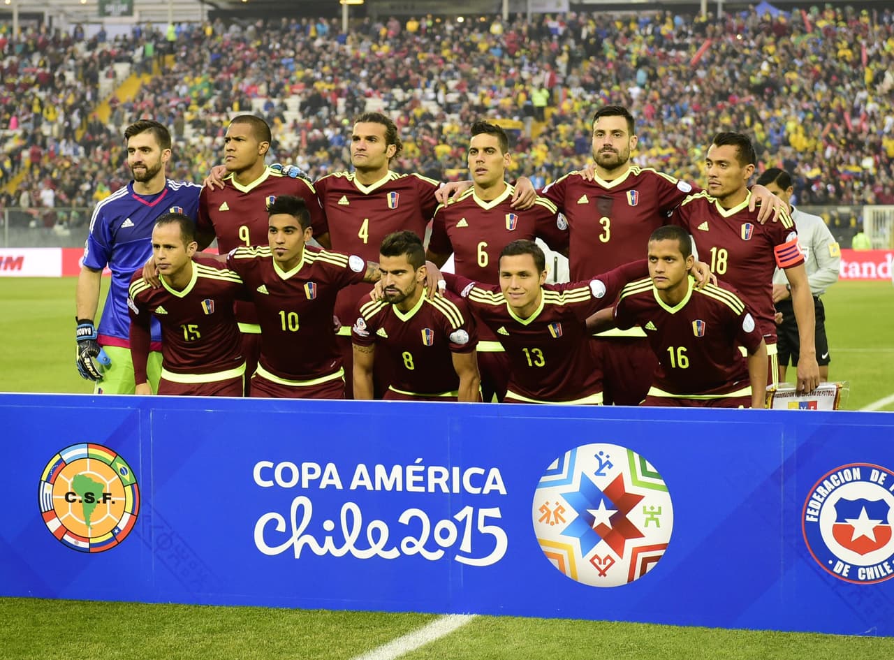 La selección de Venezuela asiste por decimosexta vez a la Copa América. Su primera participación fue en 1967 y es el único país de Sudamérica que no ha podido levantar el trofeo de campeón.