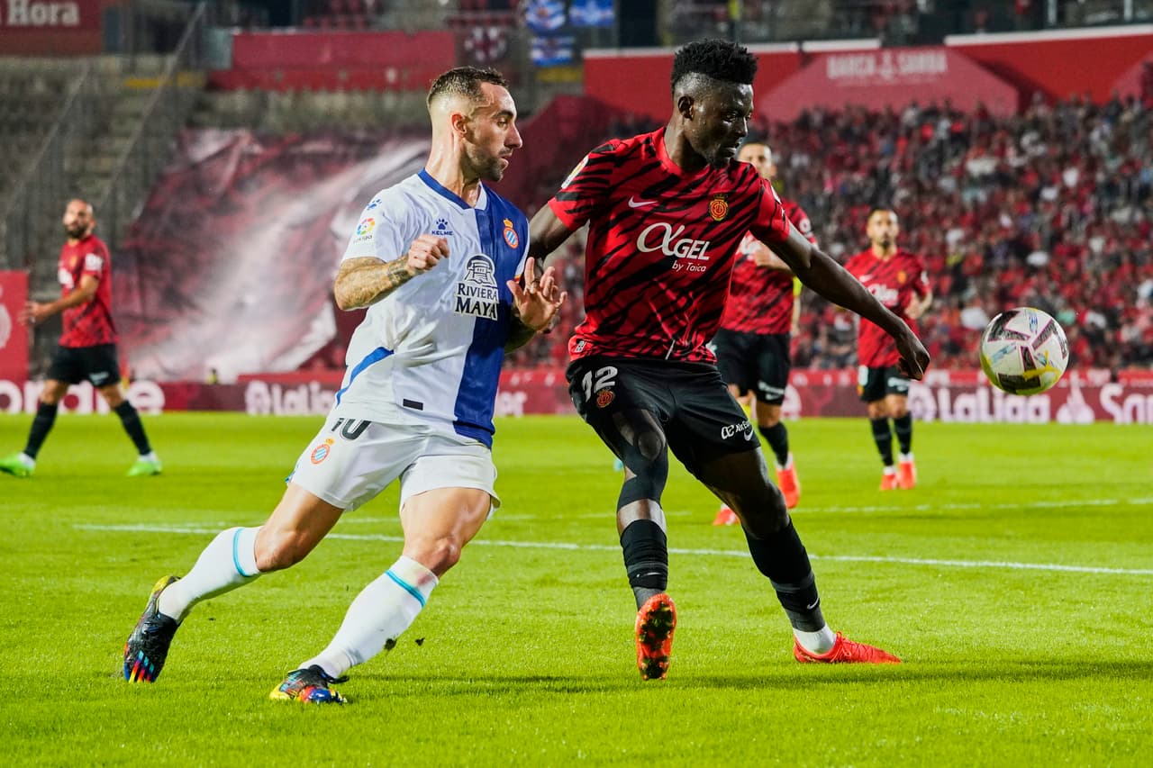 El Mallorca del técnico mexicano Javier Aguirre, expulsado al 90+2', empató 1-1 ante el Espanyol en la Jornada 12 de LaLiga.