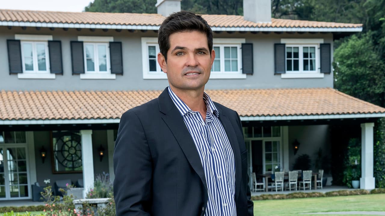 Ferdinando Valencia es Javier, el herederó de los Mascaró