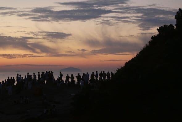 Pero no fueron los únicos en celebrar, en todo el mundo la llegada del primer día del 2015 ocasionó festejos desbordados.