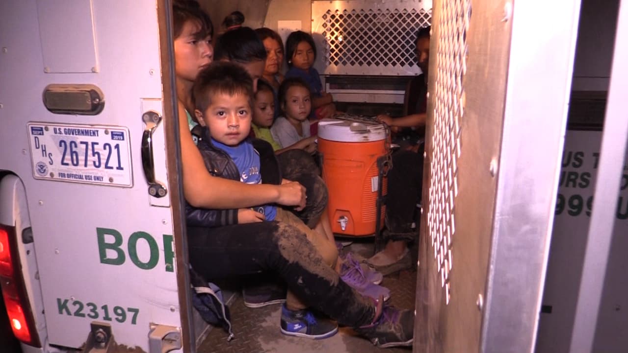 33 millones de millas gratis en 14 días: récord de donaciones para ayudar a reunificar familias separadas en la frontera