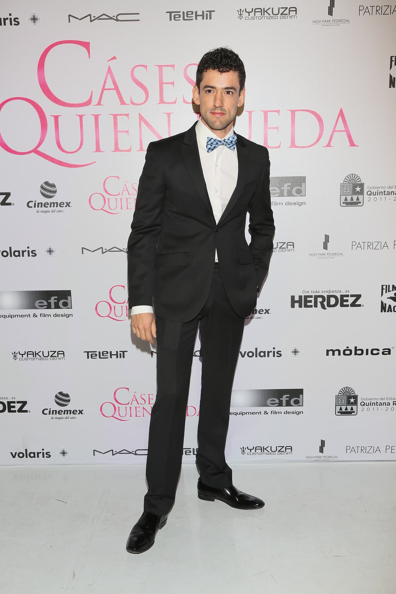 En 'Cásese quien pueda', interpretó a un hombre enamorado de dos hermanas que tuvo que decidirse por la verdadera dueña de su corazón.