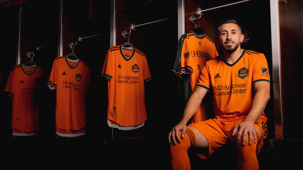 Héctor Herrera -nueva incorporación del Houston Dynamo FC- podría debutar oficialmente con su equipo el 9 de julio en el clásico texano ante FC Dallas, anunció el club hoy.
<br>