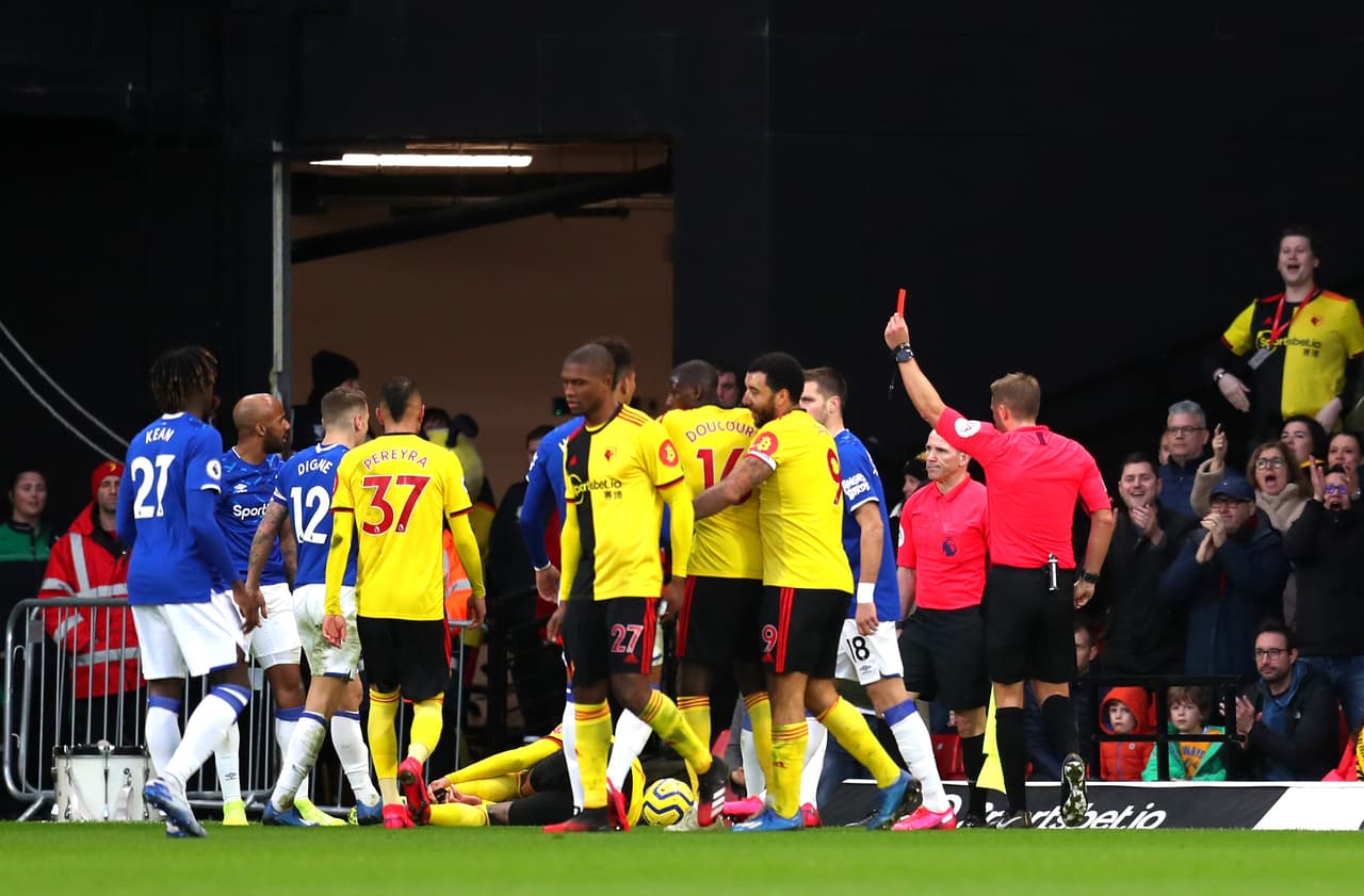 Watford no sale de zona de descenso tras quedarse con 23 puntos. Everton llegó a 33 unidades.