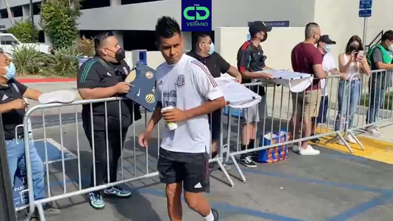 Rodolfo Pizarro causa baja del Tri para juegos amistosos