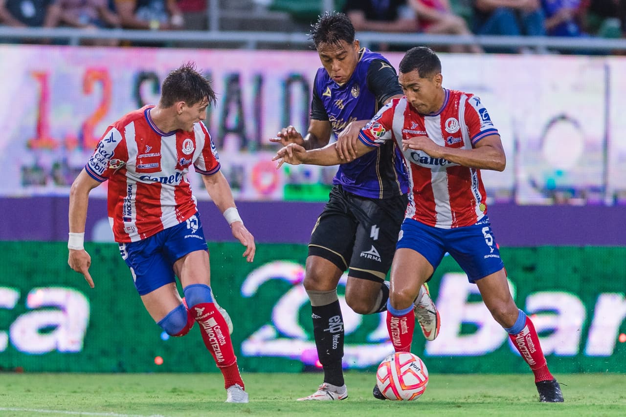Con un 1-1, San Luis consiguió un importante empate ante Mazatlán que tuvo en su arquero a su salvador.