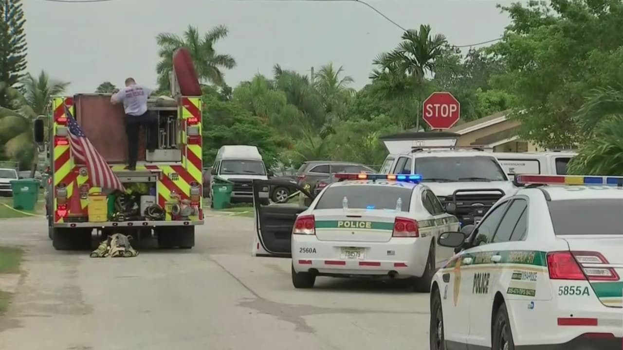 Hombre incendia la casa de su madre en Miami-Dade y luego intenta quitarse la vida