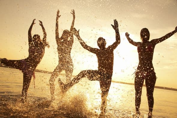 ¡No olvides conseguir un premio para los ganadores!