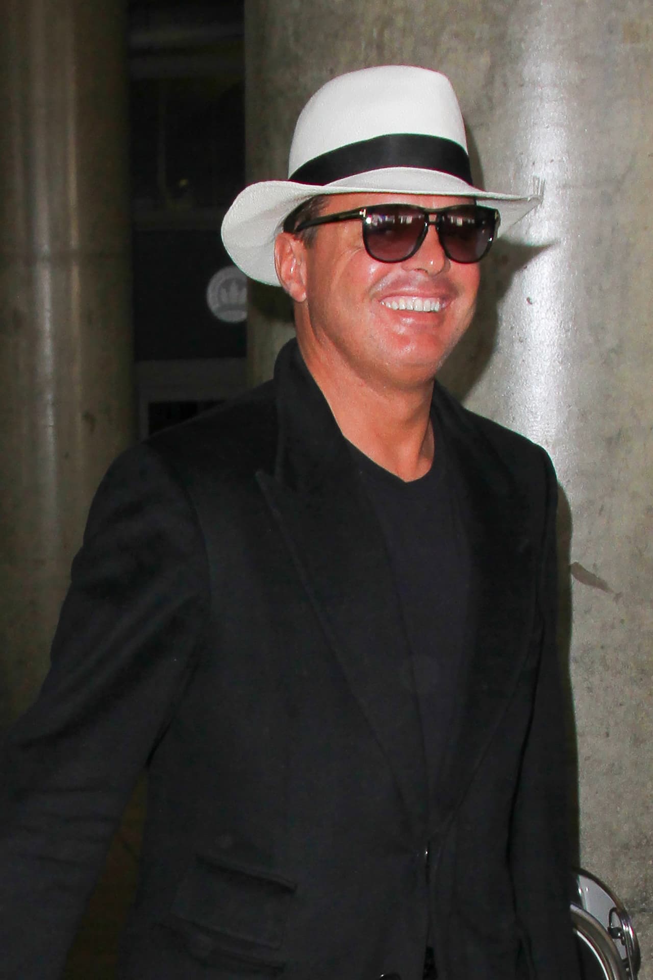 Cuando empezó el año 2005 Luismi se relajó y dejó a un lado le régimen y la comida sana.