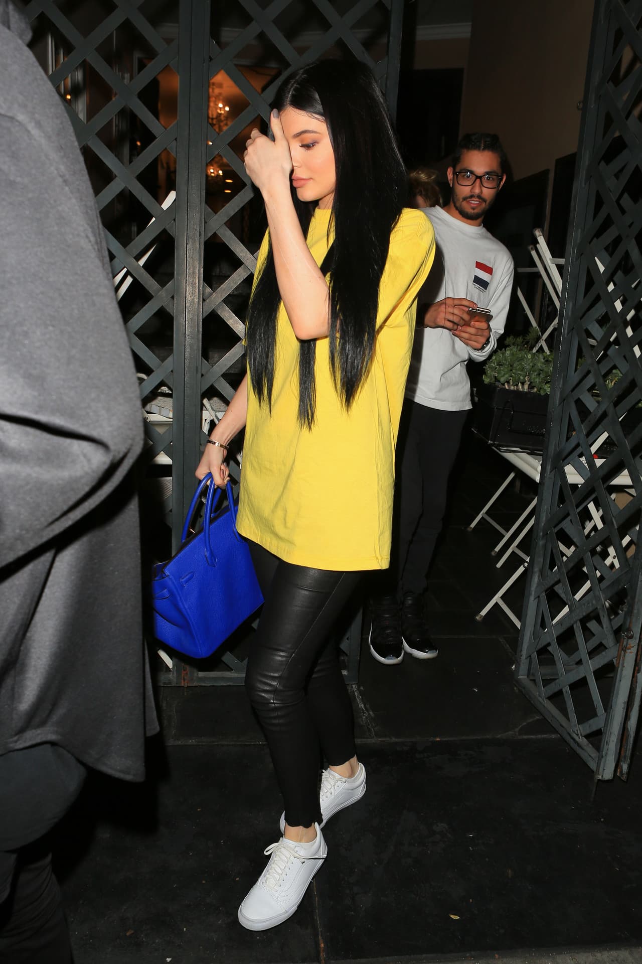 Pasó un par de horas dentro.