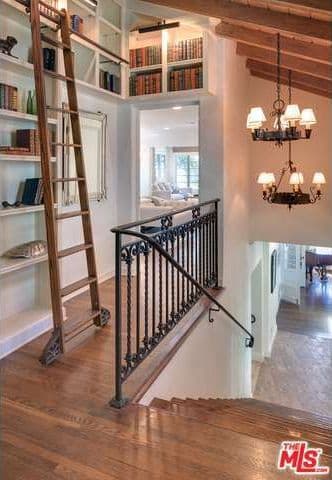 En total, son 6.5 baños los que alberga la villa.