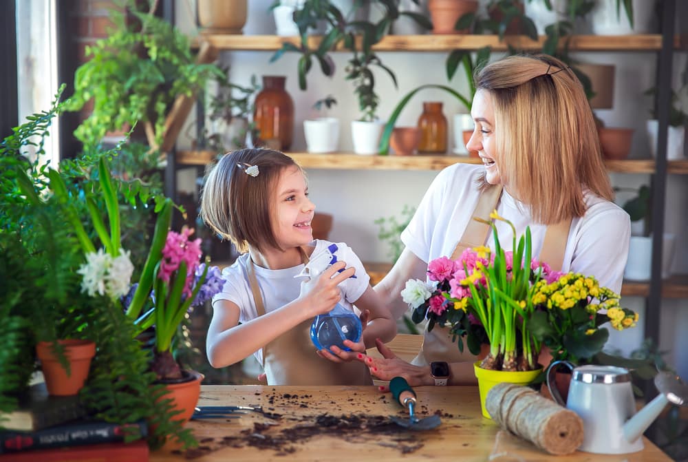 Abre los ojos y el corazón que las cosas vienen muy bien con esta lluvia de estrellas para ti Géminis.
<br>