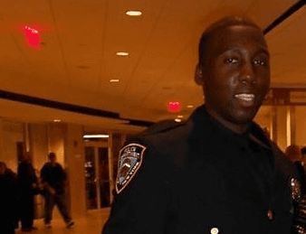 Un policía fuera de servicio enfrenta cargos por asaltar a la maquinista del tren J
